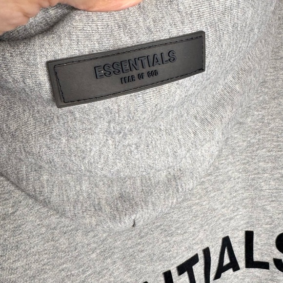 Fear of God ESSENTIALS Grey Hoodie Medium Unisex Streetwear Pullover - Picture 3 of 8